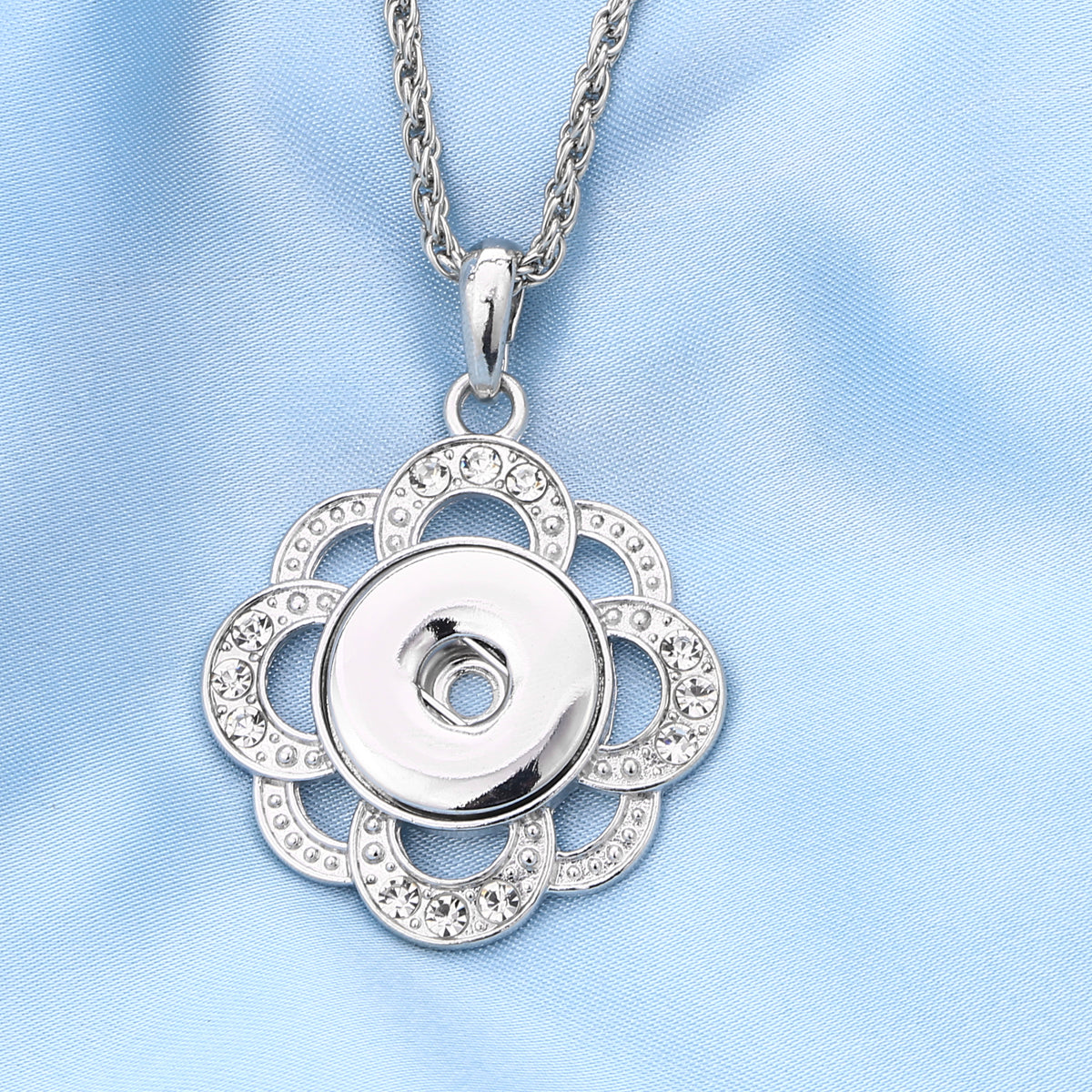 Silver Floral Snap Button Necklace | Interchangeable 18mm Charm
