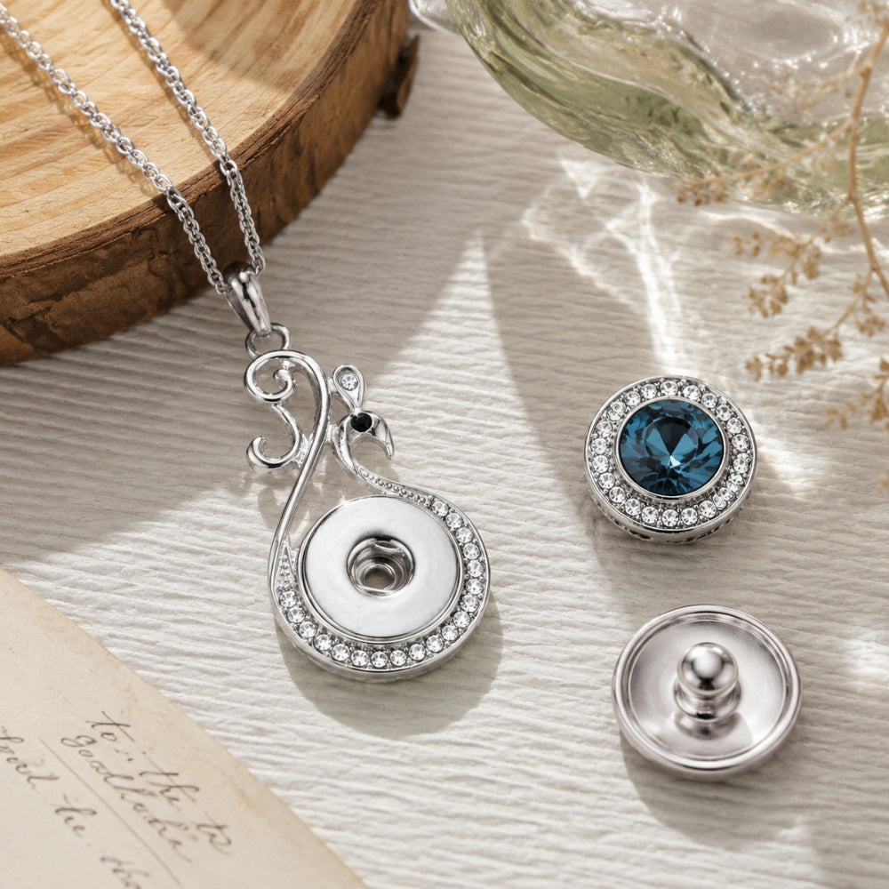 18mm Elegant Swan Snap Charm Necklace
