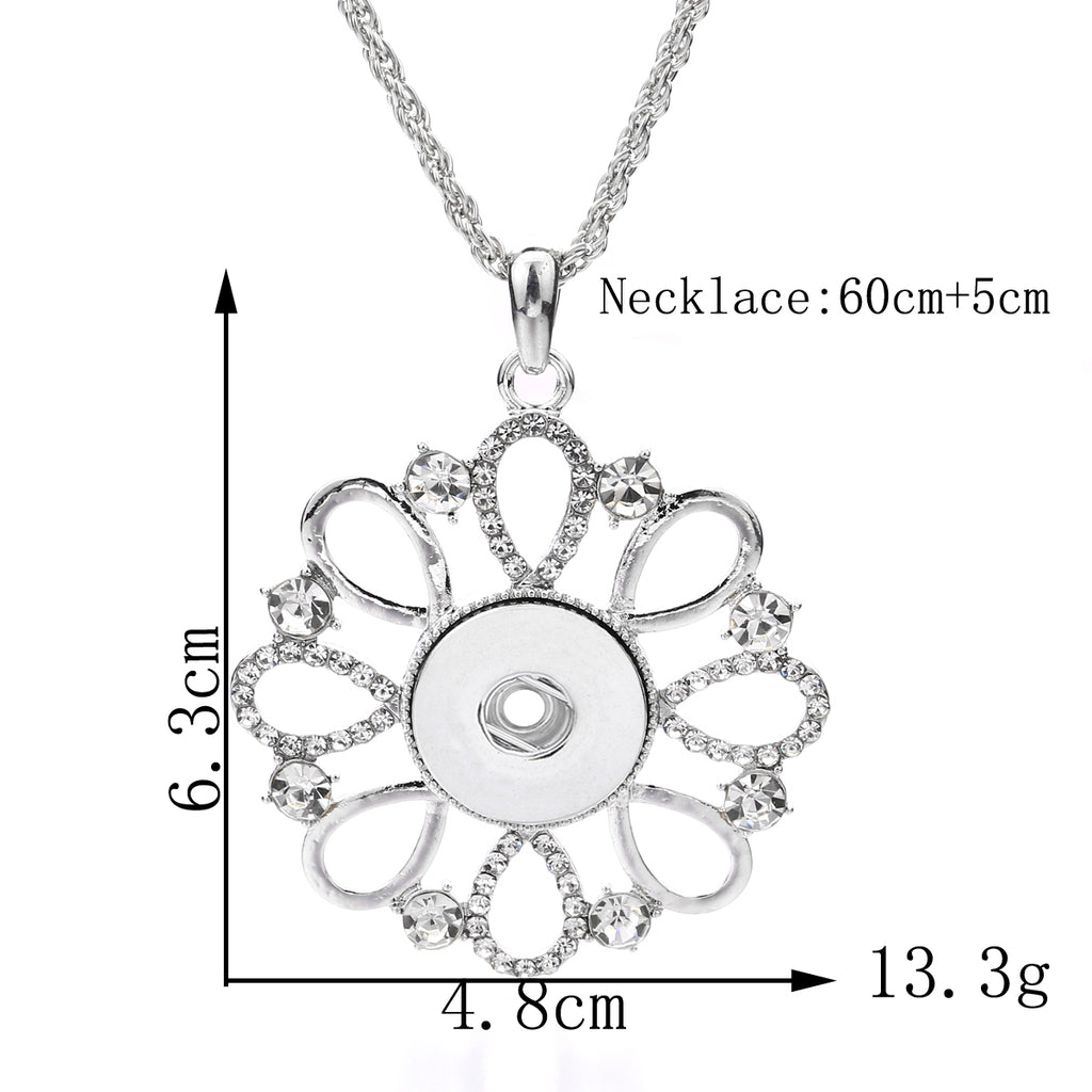 18mm Sparkling Floral Halo Snap Charm Necklace | Crystal Pendant