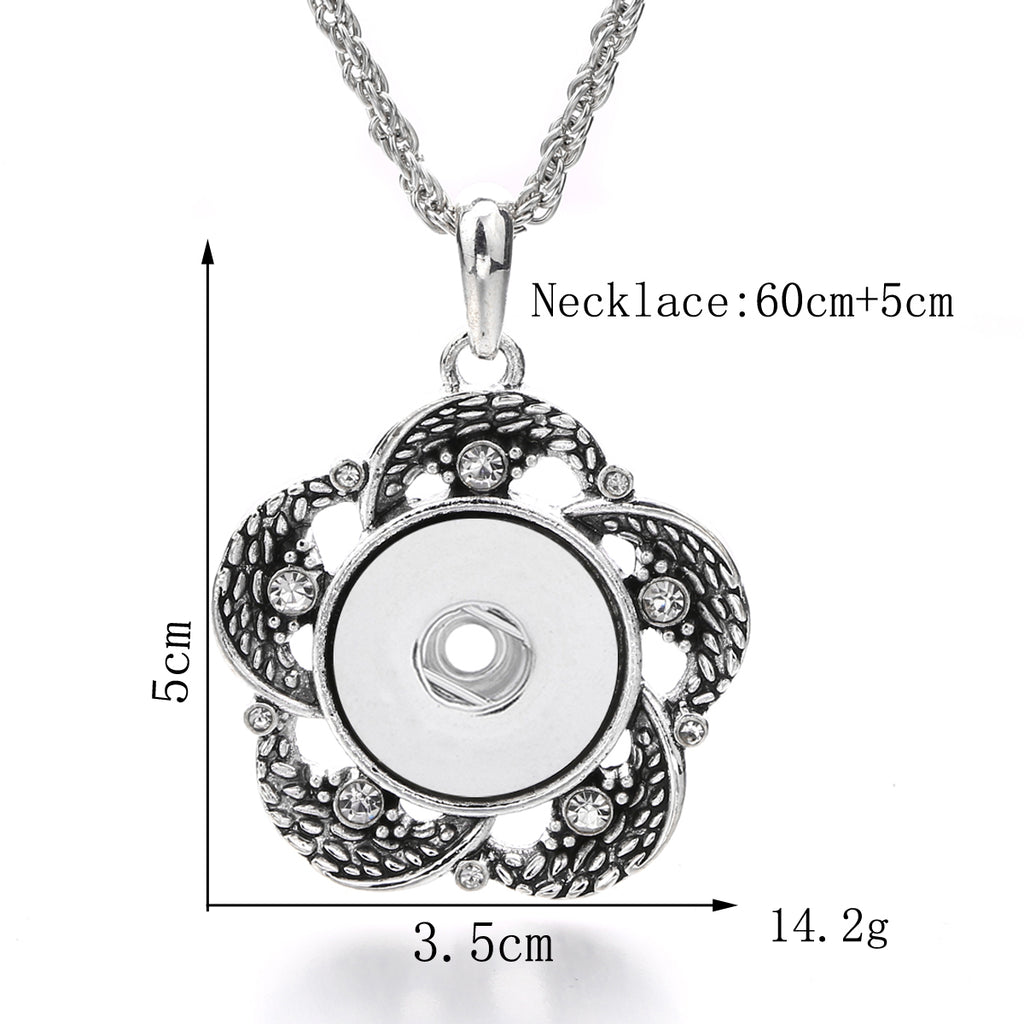 18mm Vintage Silver Hollow Flower Rhinestone Interchangeable Snap Necklace