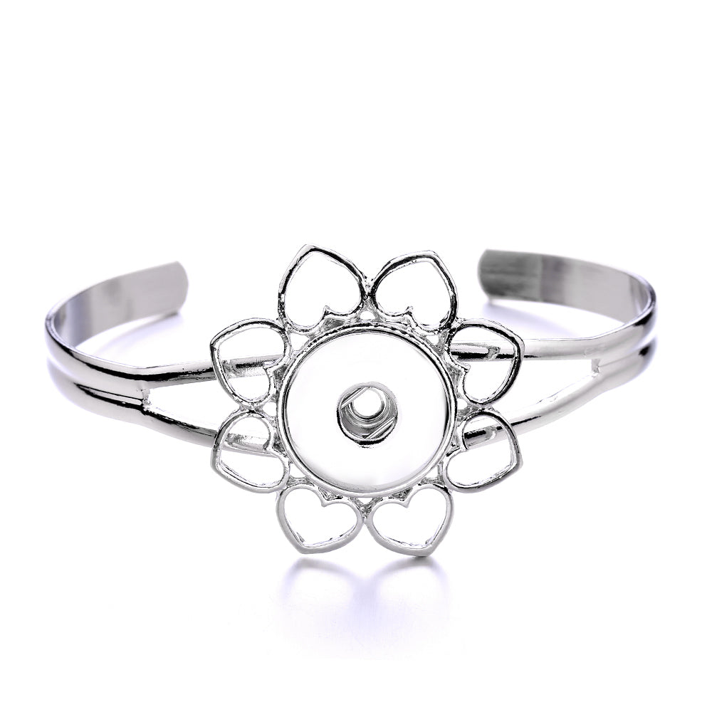 Heart Bloom Snap Bracelet – A Little Love You Can Wear