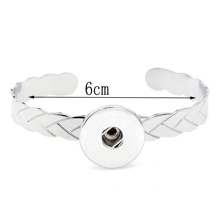 Woven Grace Snap Cuff | Silver Leaf Bracelet